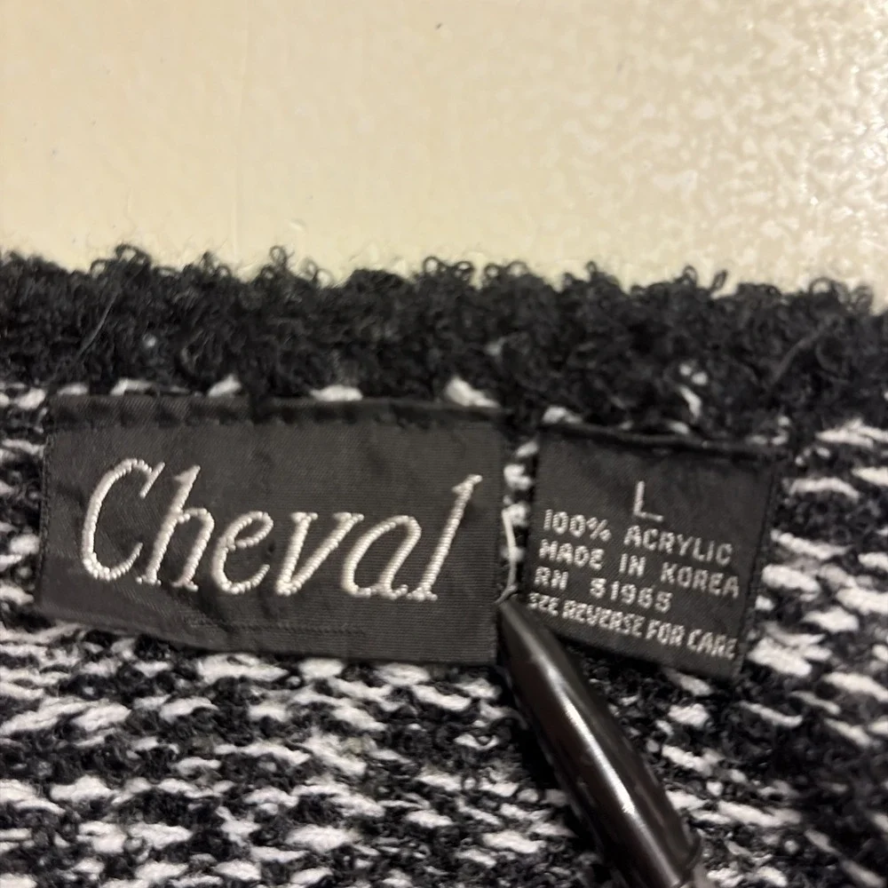 VTG Cheval Abstract Geometric‎ Black White Moody Indie Artsy Cozy Knit Sweater L